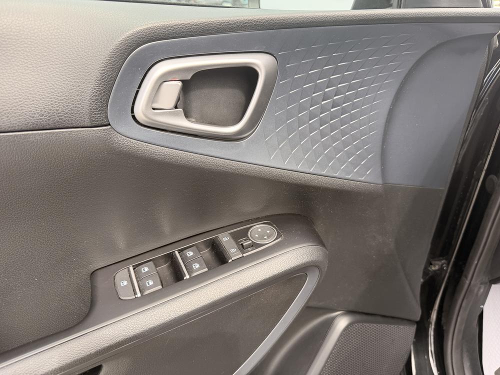 Kia Soul EX 2023 d&rsquo;occasion à vendre - 7