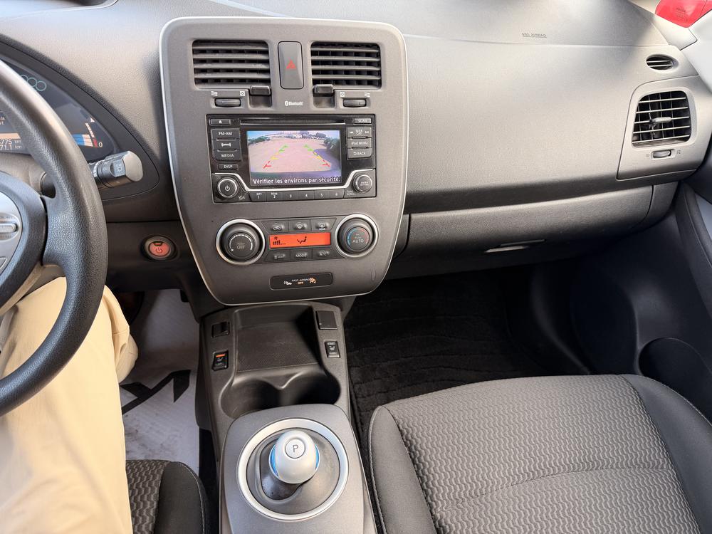 Nissan LEAF S 2017 d&rsquo;occasion à vendre - 26