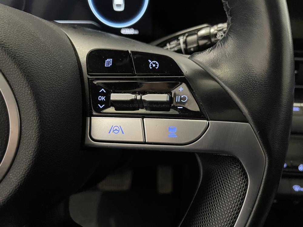 Hyundai Elantra Ultimate 2022 d&rsquo;occasion à vendre - 18