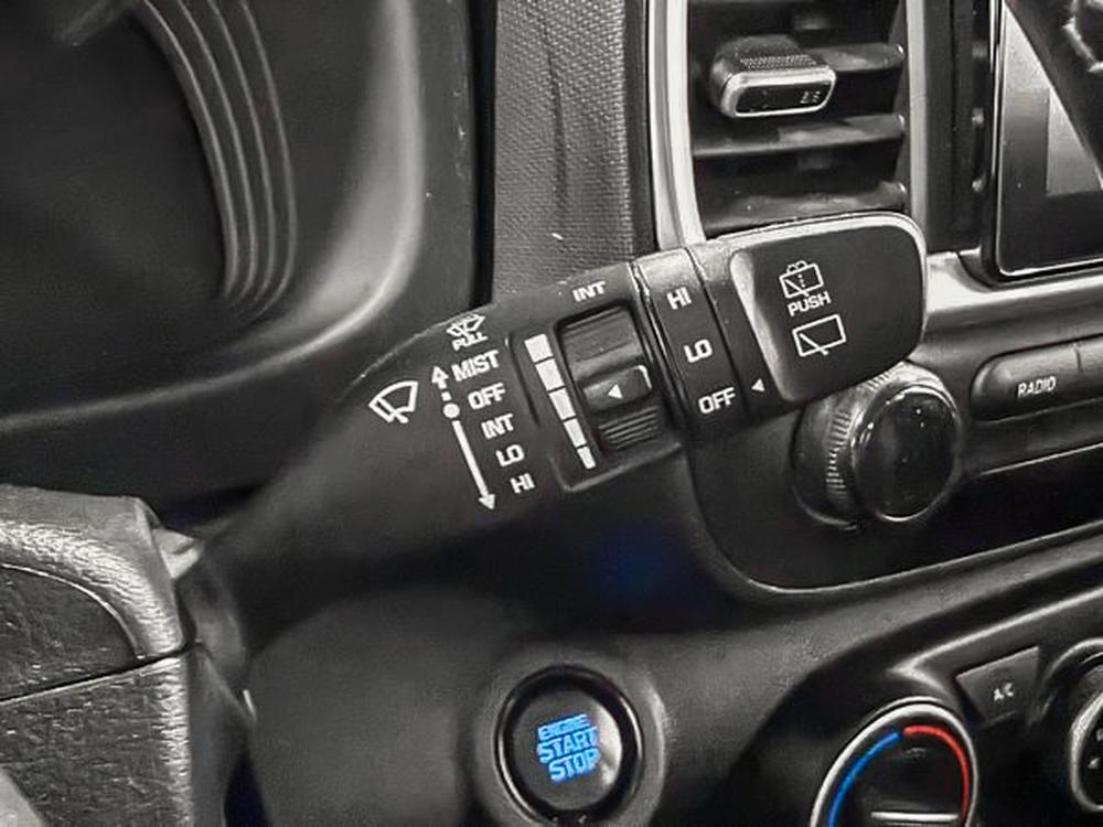 Hyundai Venue Preferred 2024 d&rsquo;occasion à vendre - 22