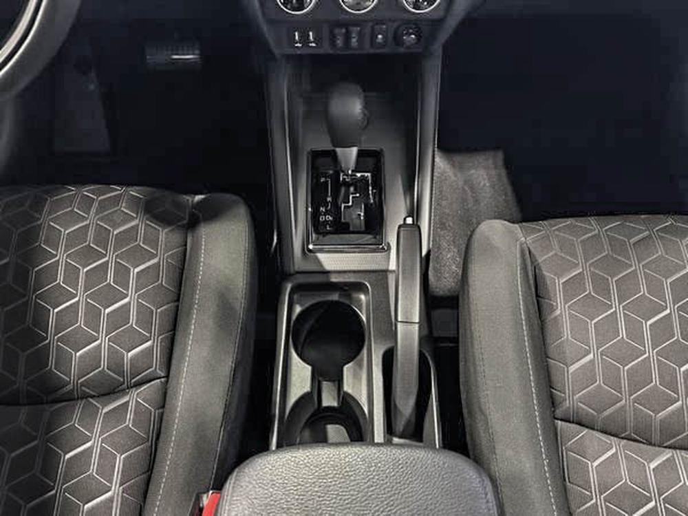 Mitsubishi RVR ES 2023 d&rsquo;occasion à vendre - 28