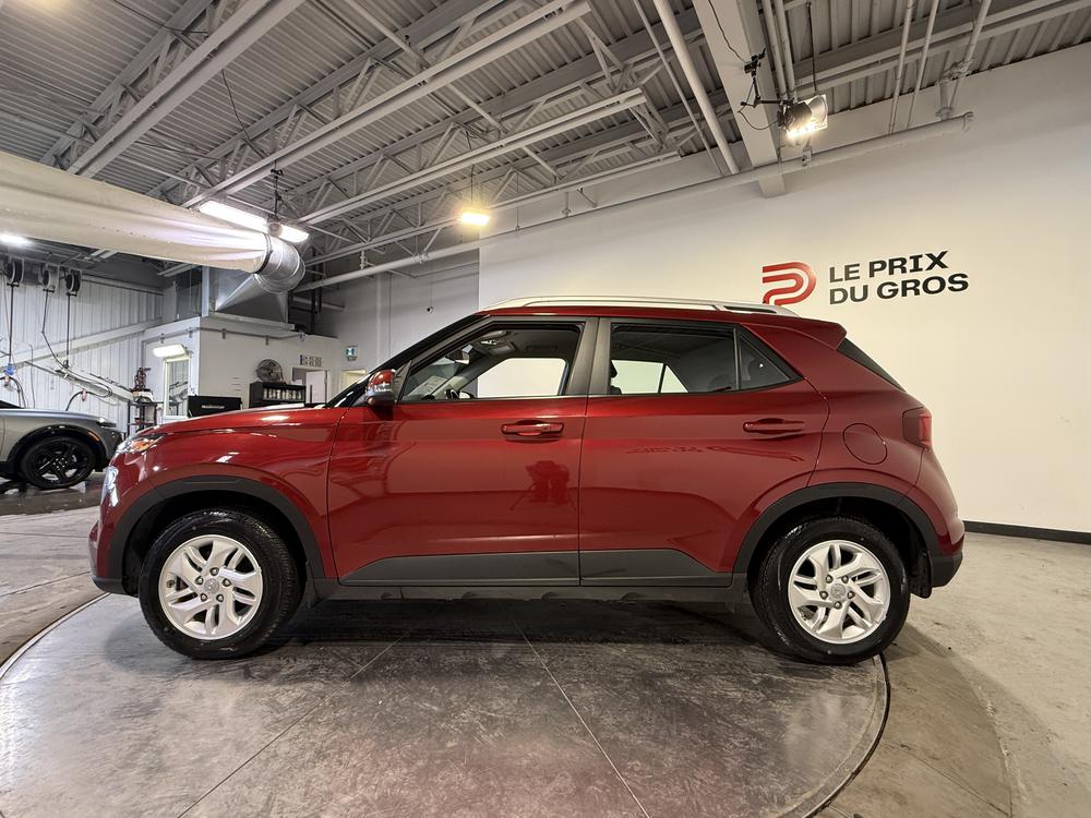 Hyundai Venue Preferred 2024 d&rsquo;occasion à vendre - 7