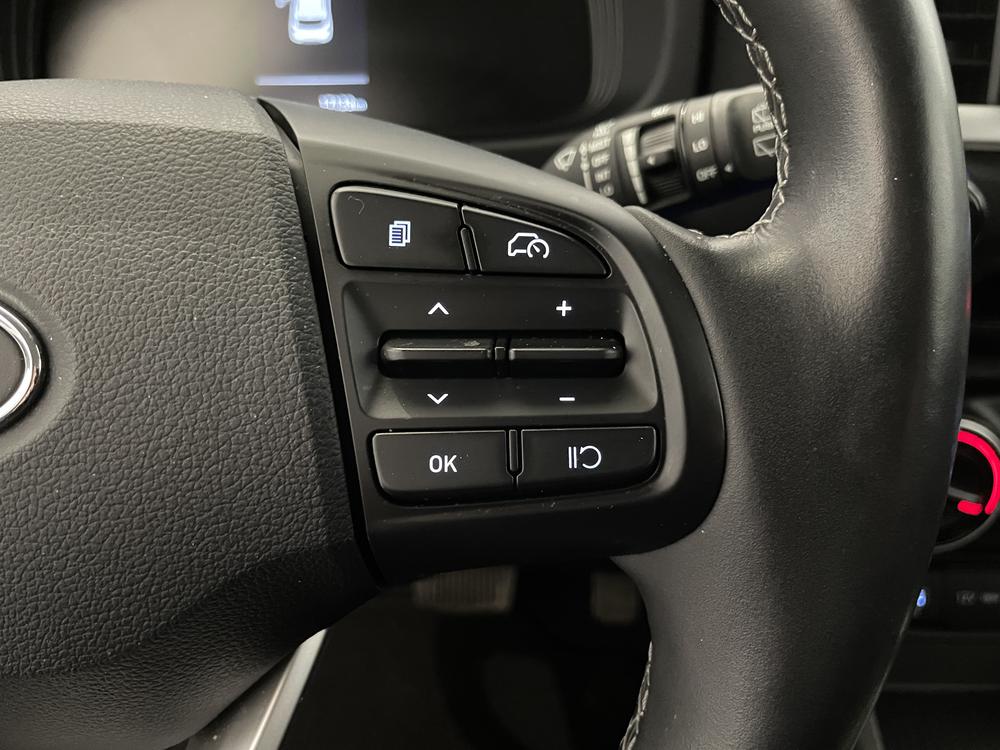 Hyundai Venue Preferred 2023 d&rsquo;occasion à vendre - 17