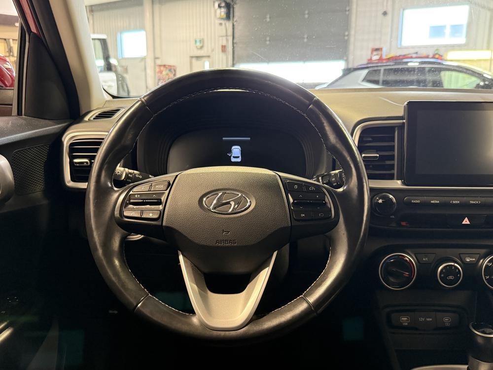Hyundai Venue Preferred 2024 d&rsquo;occasion à vendre - 17
