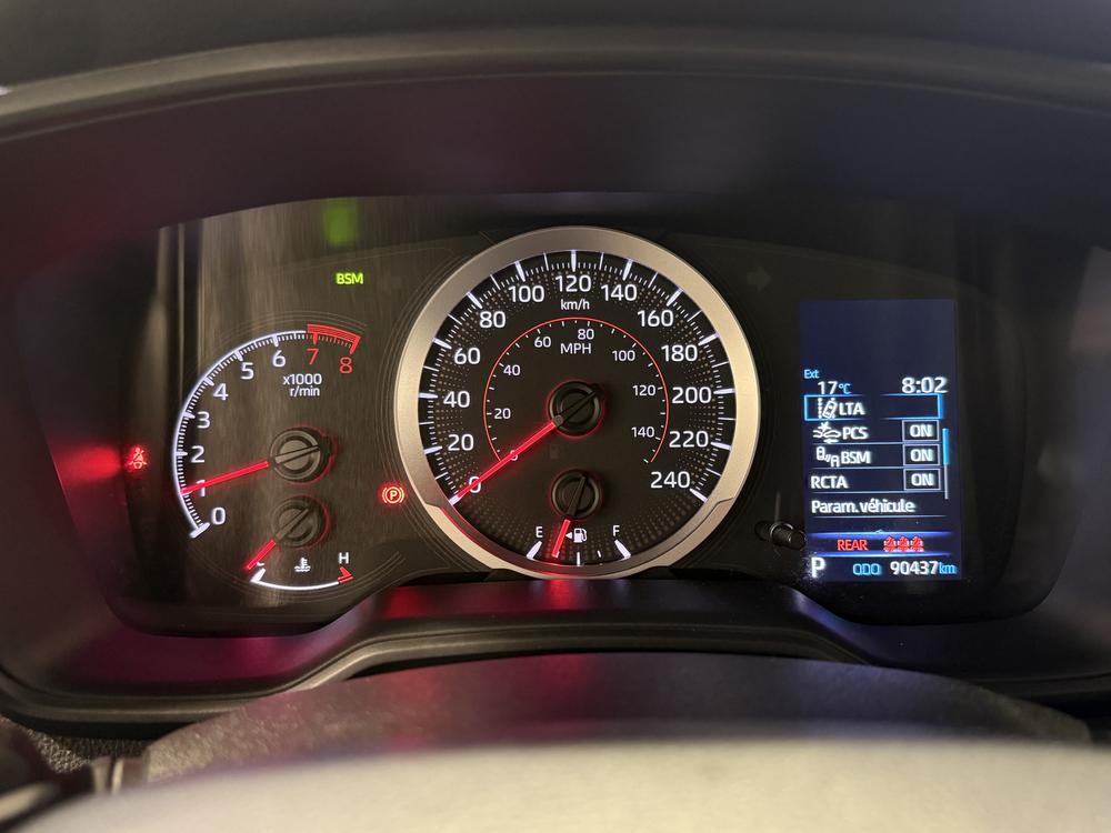 Toyota Corolla SE 2021 d&rsquo;occasion à vendre - 26