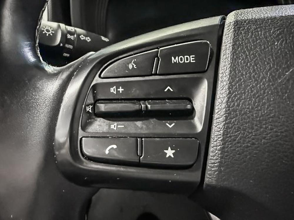 Hyundai Venue Preferred 2024 d&rsquo;occasion à vendre - 18