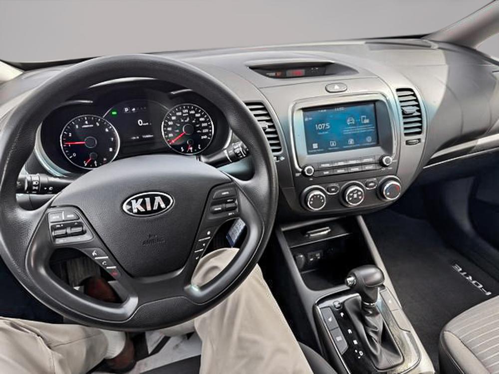 Kia Forte LX+ 2018 d&rsquo;occasion à vendre - 24