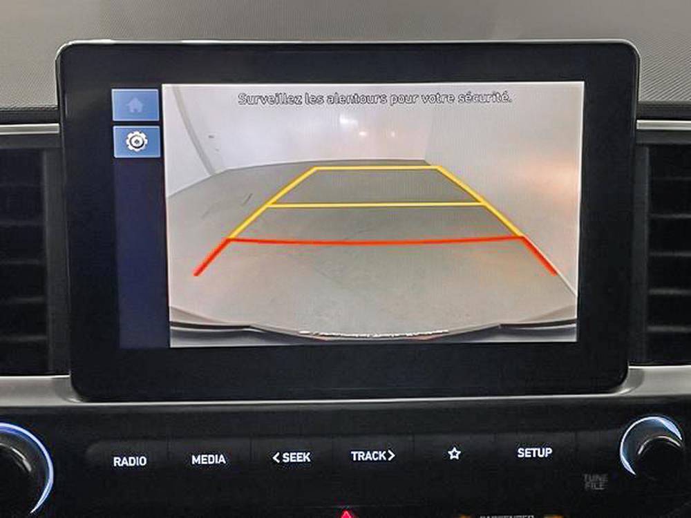 Hyundai Venue PREFERRED TWO TONE 2025 d&rsquo;occasion à vendre - 24