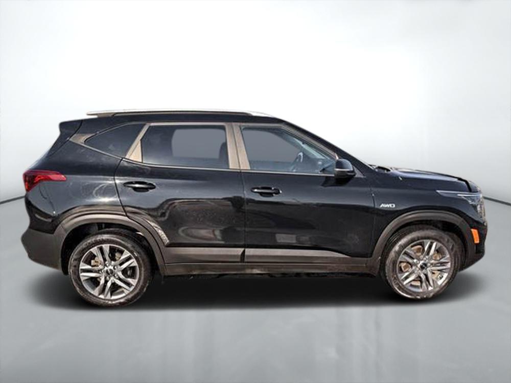 Kia Seltos LX AWD 2023 d&rsquo;occasion à vendre - 9