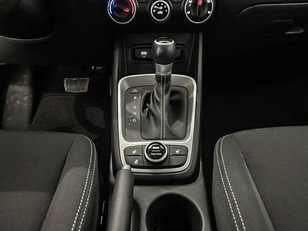 Hyundai Venue Preferred 2023 d&rsquo;occasion à vendre - 27