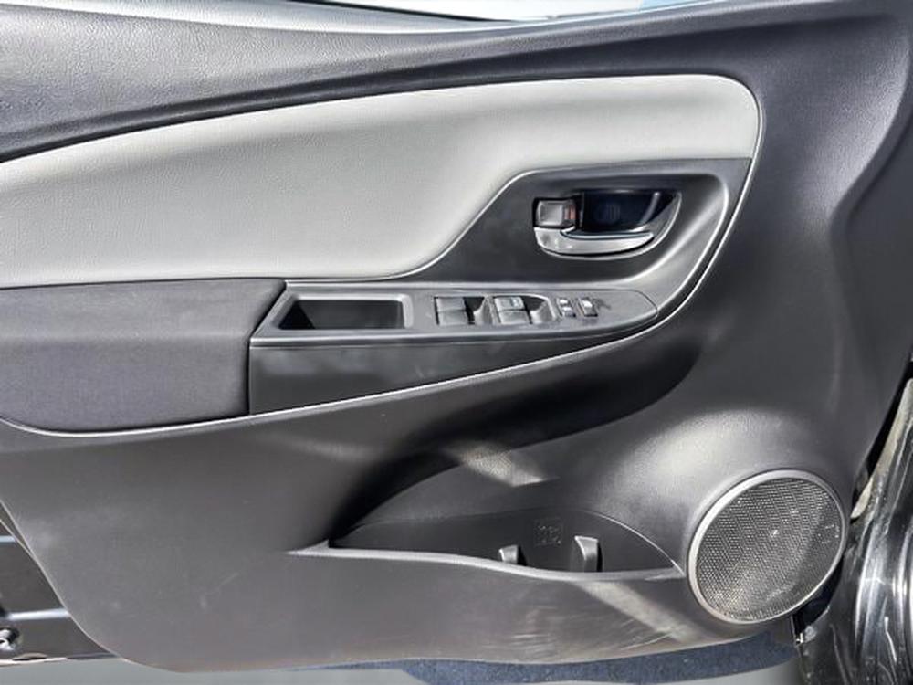 Toyota Yaris LE 2017 d&rsquo;occasion à vendre - 12