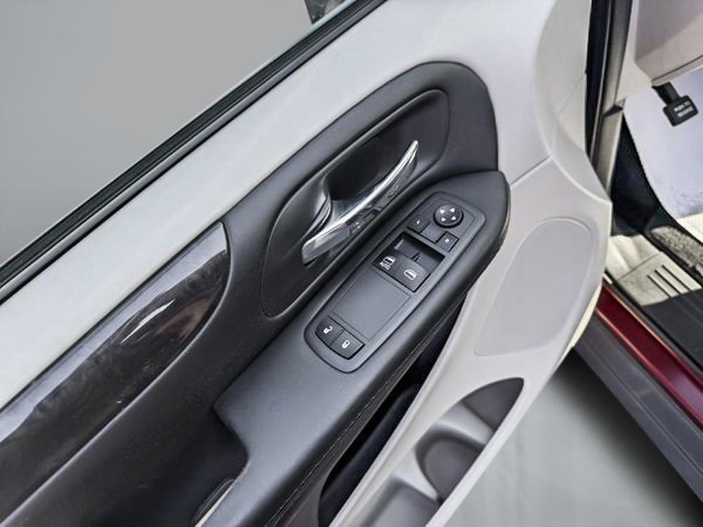 Dodge Grand Caravan SE 2017 d&rsquo;occasion à vendre - 12