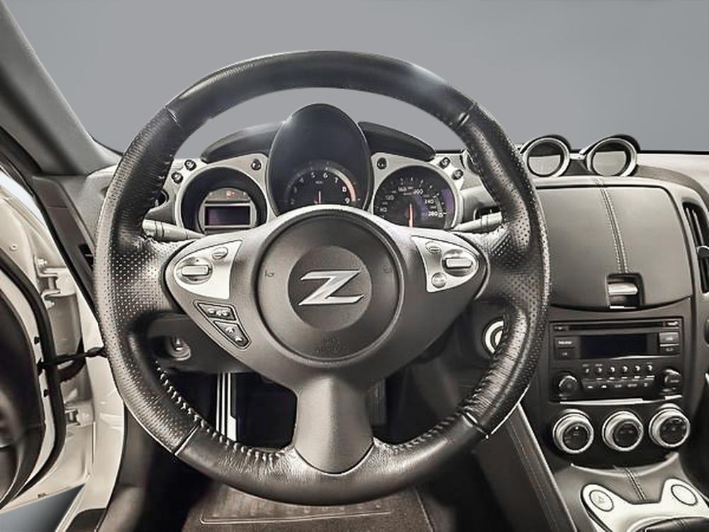 Nissan 370Z coupé BASE 2018 d&rsquo;occasion à vendre - 17