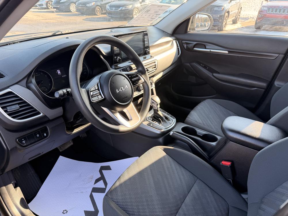 Kia Seltos LX AWD 2023 d&rsquo;occasion à vendre - 17