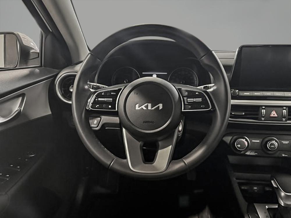 Kia Forte 2024 Blanc usage à vendre Kia Forte 2024 Blanc usage à vendre