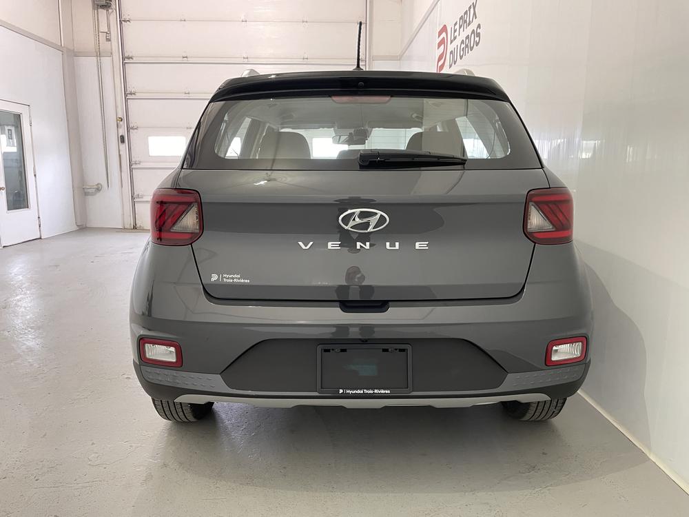 Hyundai Venue PREFERRED TWO TONE 2025 d&rsquo;occasion à vendre - 7