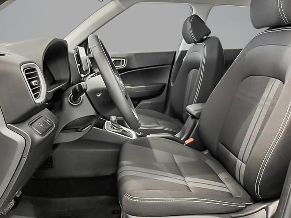 Hyundai Venue PREFERRED TWO TONE 2025 d&rsquo;occasion à vendre - 13