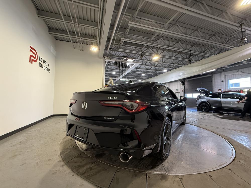 Acura TLX A-Spec 2024 d&rsquo;occasion à vendre - 3