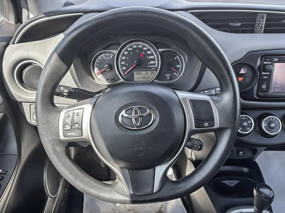 Toyota Yaris LE 2017 d&rsquo;occasion à vendre - 16