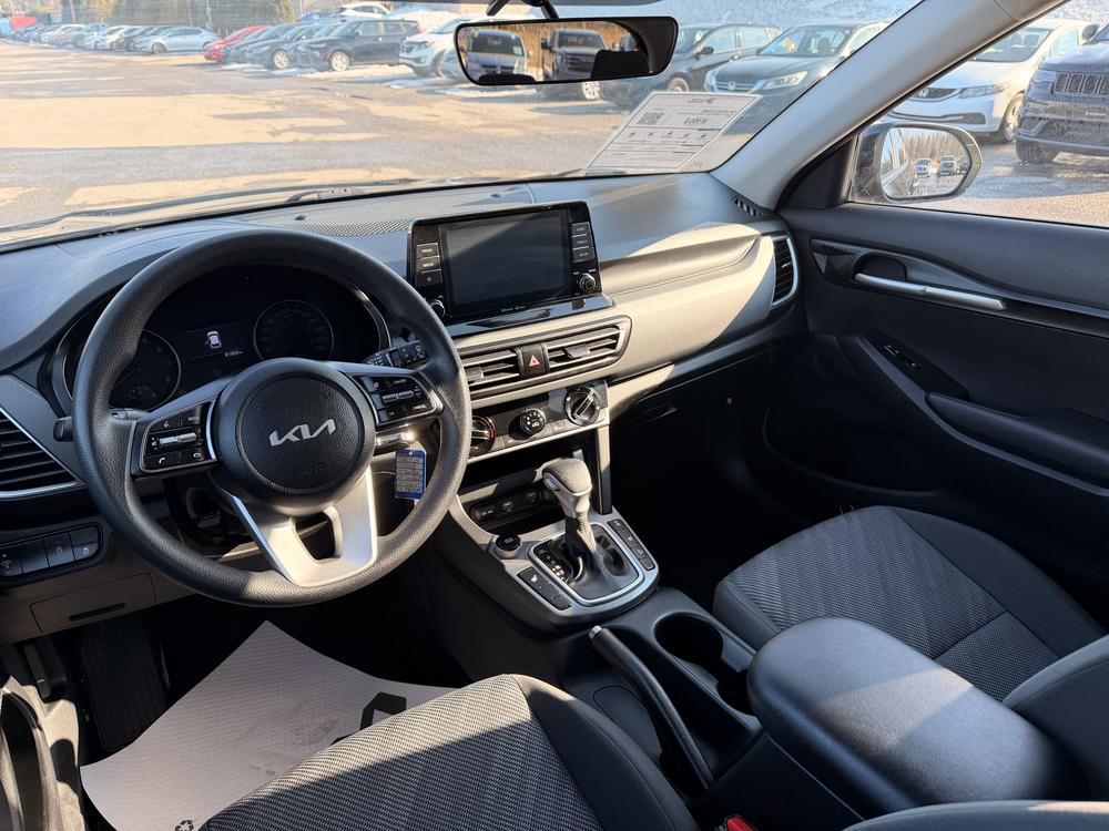 Kia Seltos LX AWD 2023 d&rsquo;occasion à vendre - 29