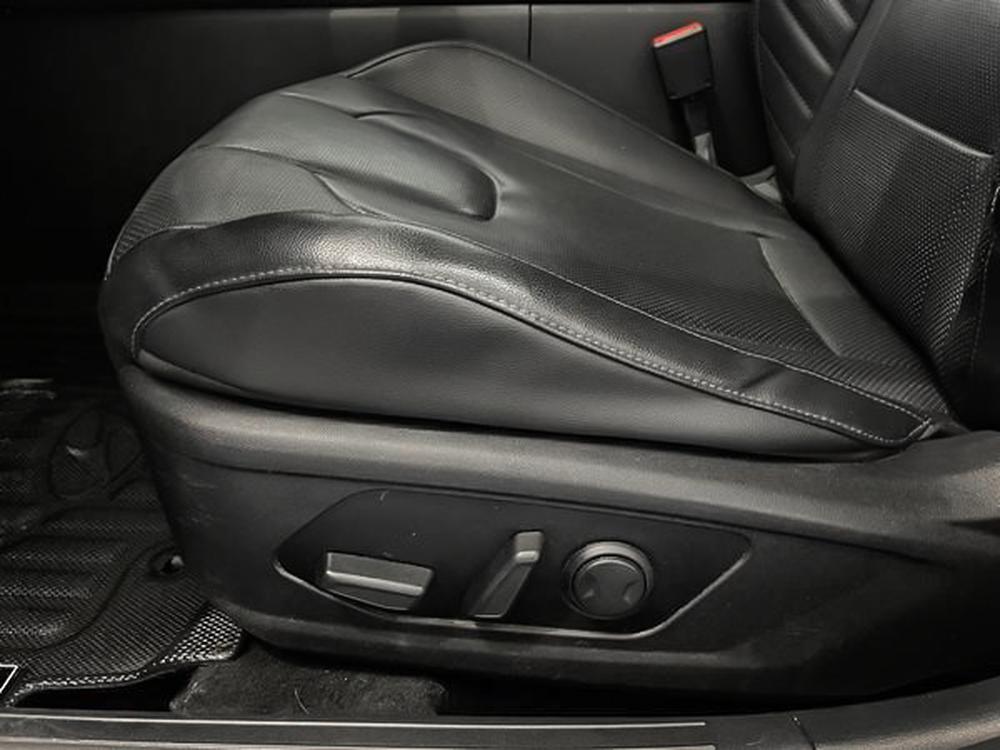 Hyundai Elantra Ultimate 2022 d&rsquo;occasion à vendre - 14