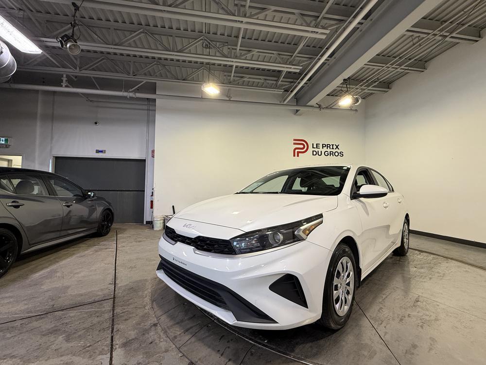 Kia Forte LX 2024 d&rsquo;occasion à vendre - 8