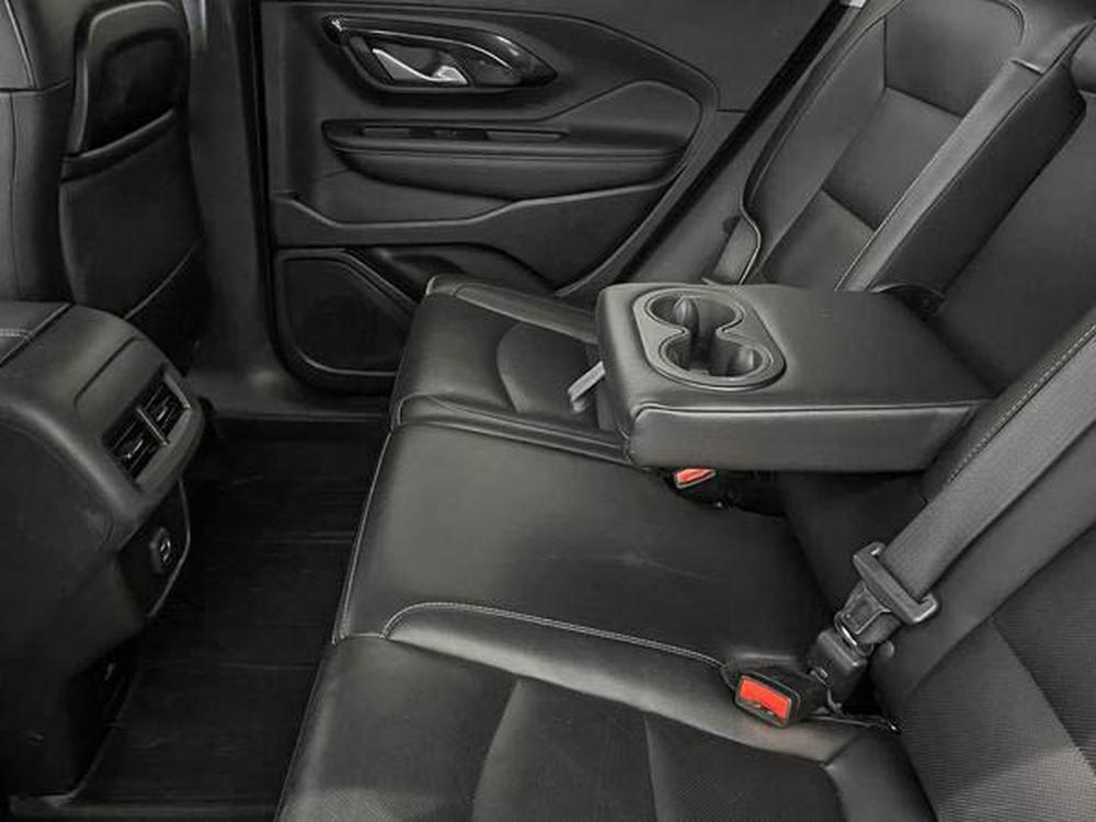 GMC Terrain AT4 AWD 2022 d&rsquo;occasion à vendre - 31