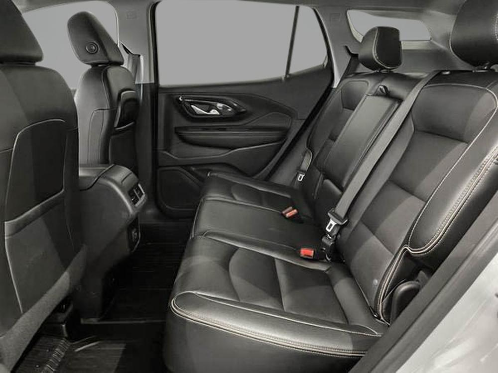 GMC Terrain AT4 AWD 2022 d&rsquo;occasion à vendre - 29