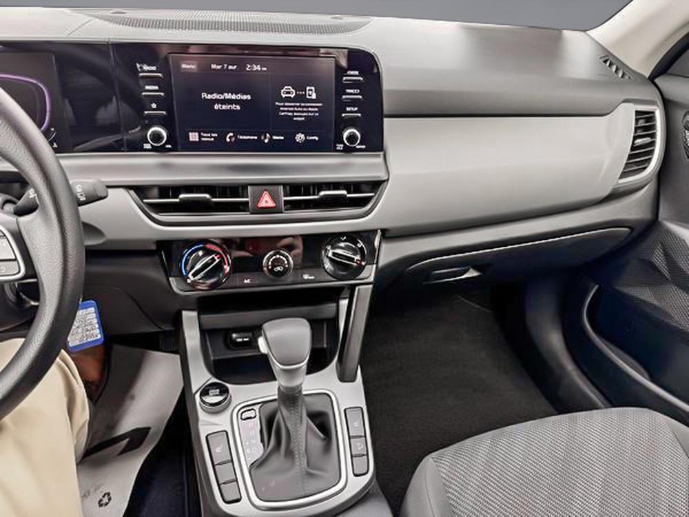 Kia Seltos LX FWD 2024 d&rsquo;occasion à vendre - 28