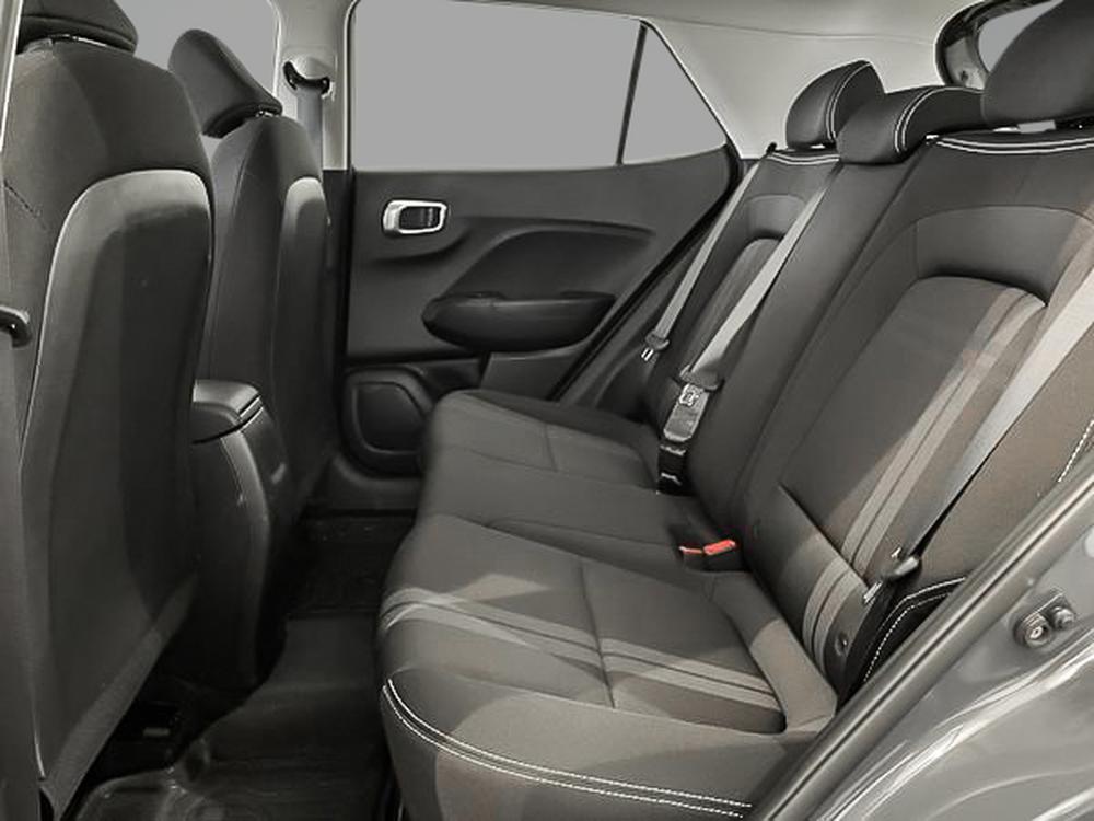 Hyundai Venue PREFERRED TWO TONE 2025 d&rsquo;occasion à vendre - 28