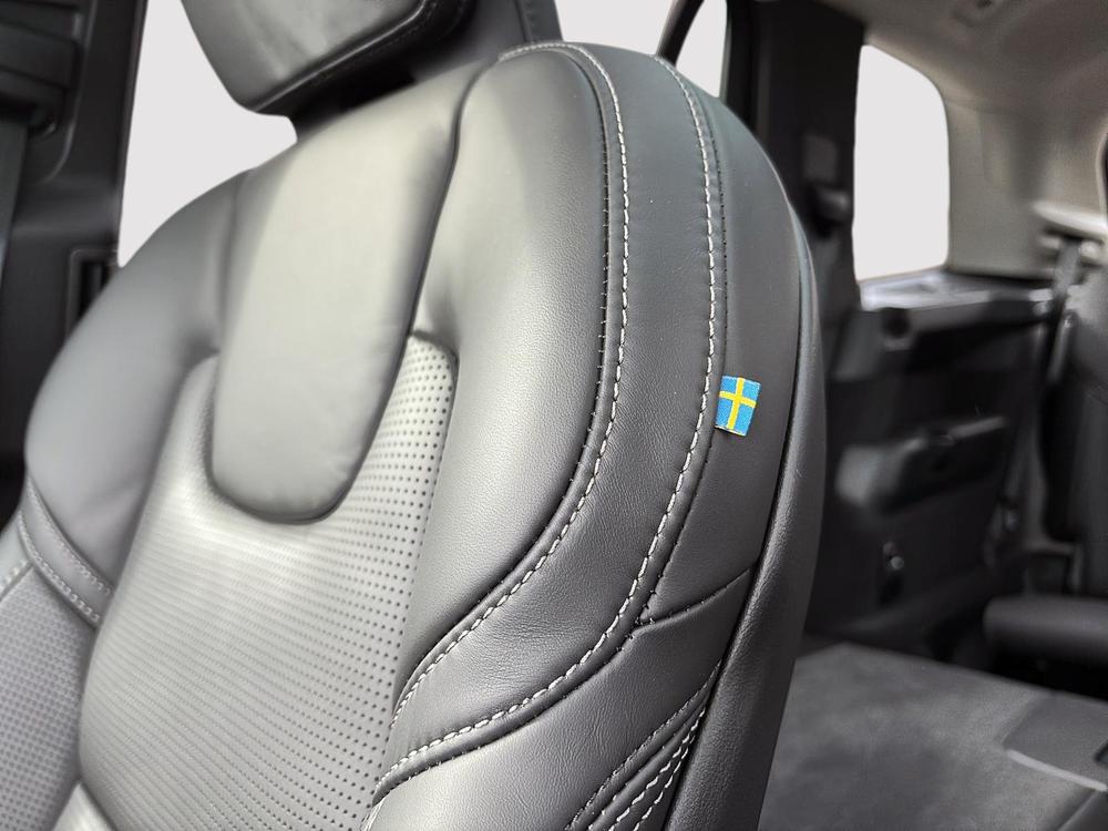 Volvo XC90 hybride rechargeable XC90 T8 ULTRA AWD 2025 d&rsquo;occasion à vendre - 21