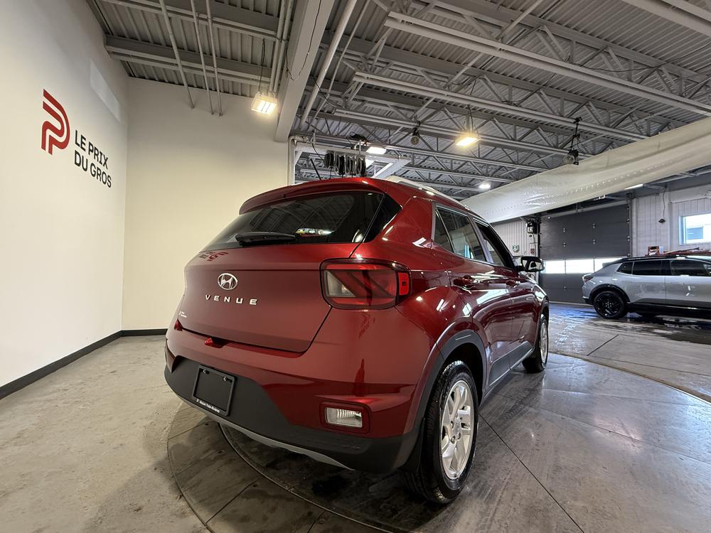 Hyundai Venue Preferred 2024 d&rsquo;occasion à vendre - 3