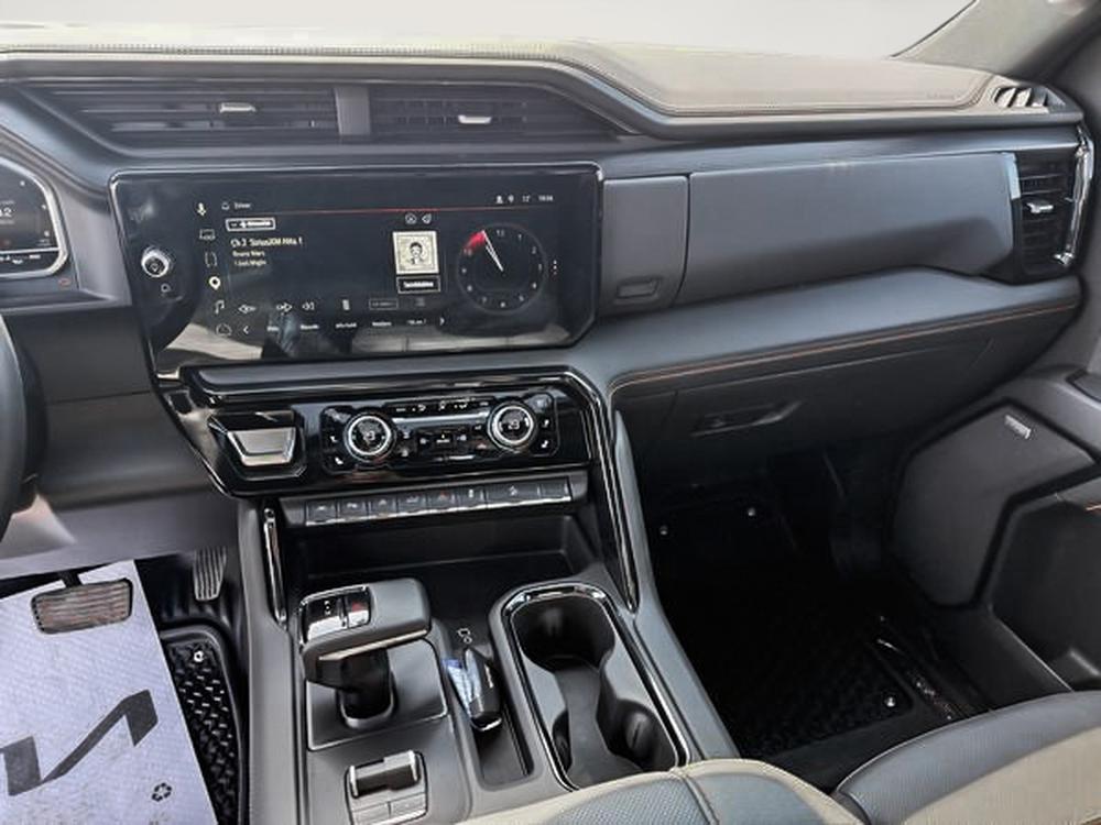 GMC Sierra 1500 AT4 2025 d&rsquo;occasion à vendre - 29