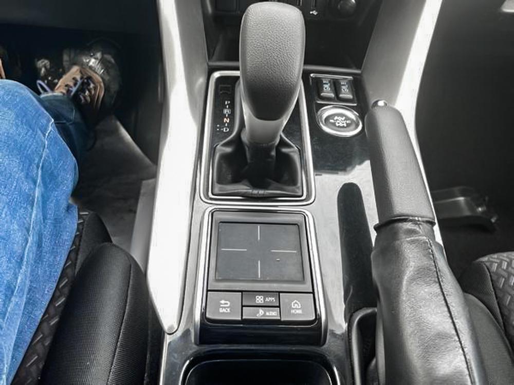 Mitsubishi Eclipse Cross ES AWD 2018 d&rsquo;occasion à vendre - 23