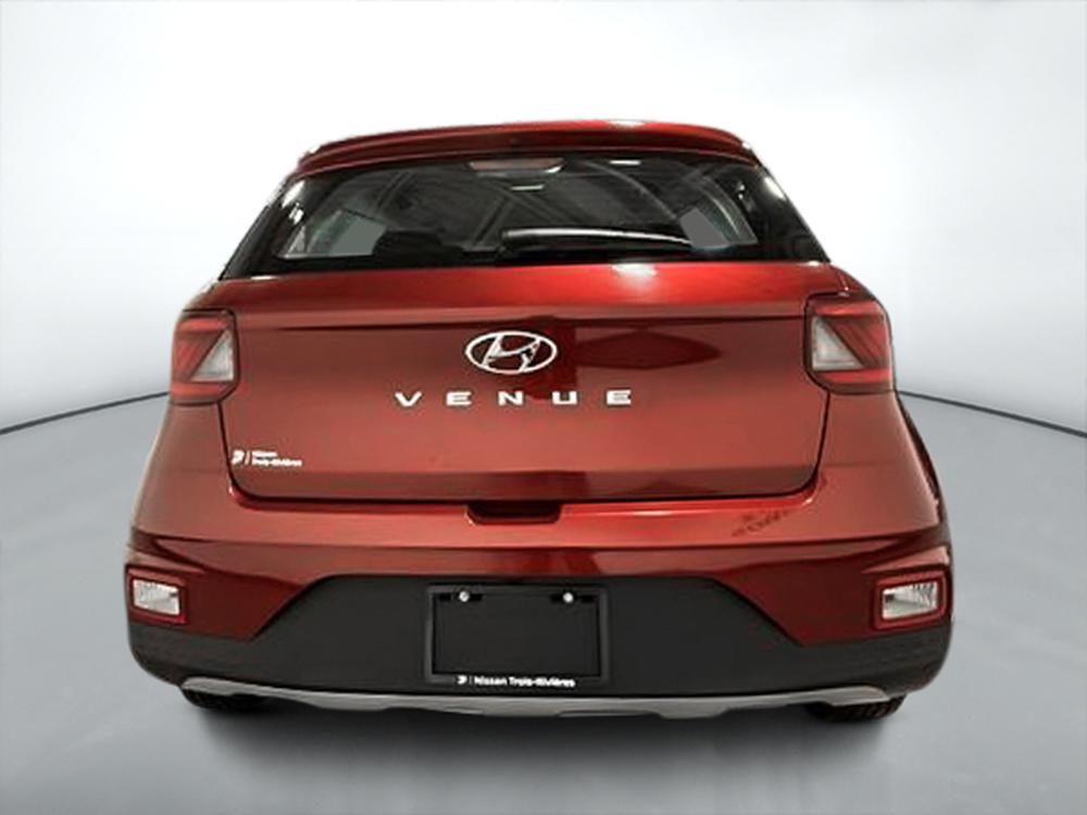 Hyundai Venue Preferred 2024 d&rsquo;occasion à vendre - 4