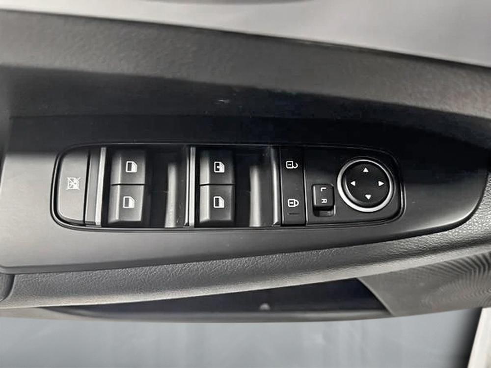 Kia Forte 2024 Blanc usage à vendre Kia Forte 2024 Blanc usage à vendre