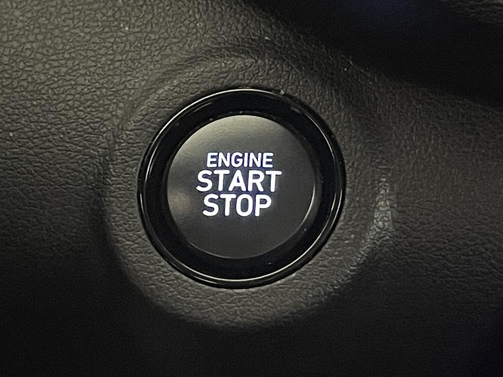 Hyundai Venue Preferred 2023 d&rsquo;occasion à vendre - 19