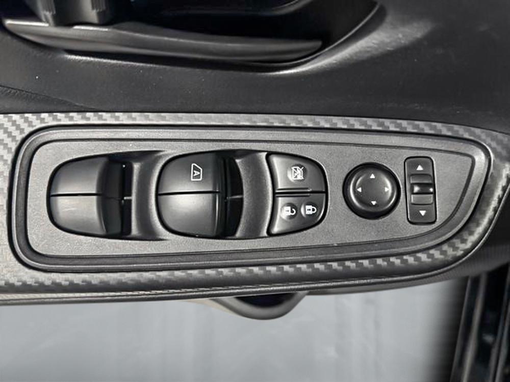 Nissan Versa S 2021 d&rsquo;occasion à vendre - 13