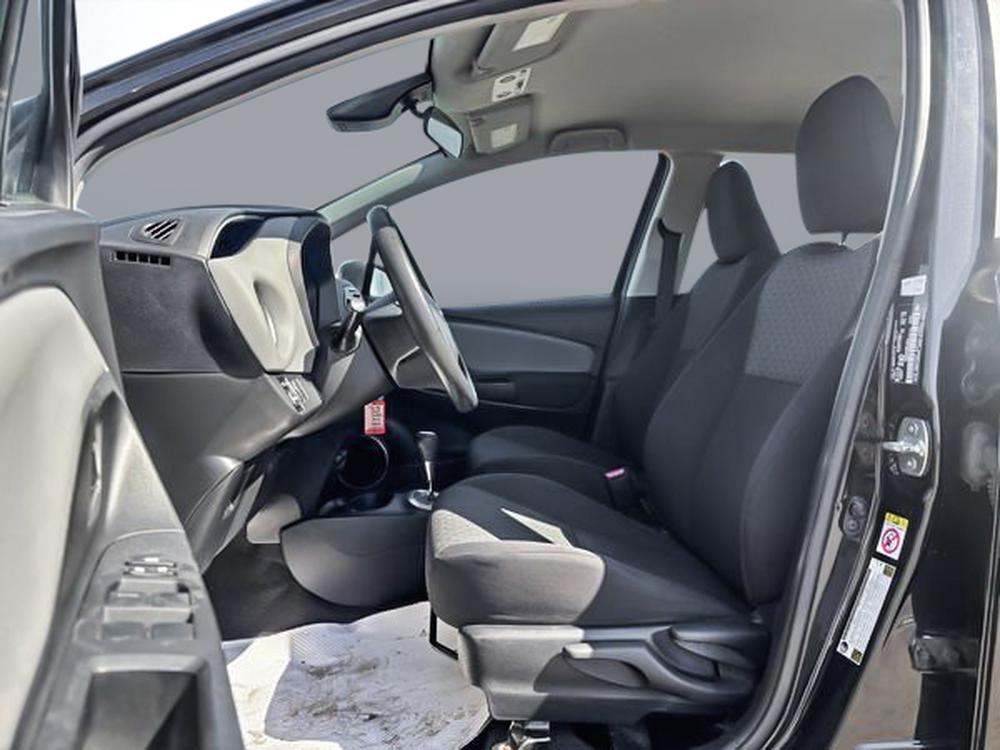Toyota Yaris LE 2017 d&rsquo;occasion à vendre - 13