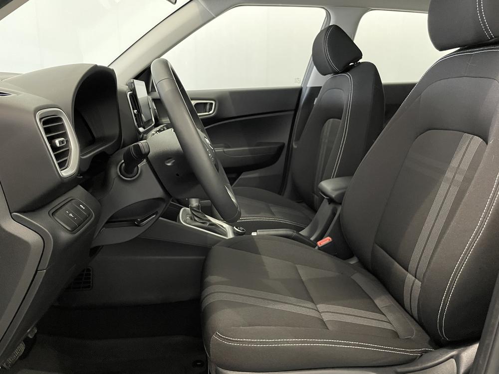 Hyundai Venue PREFERRED TWO TONE 2025 d&rsquo;occasion à vendre - 13