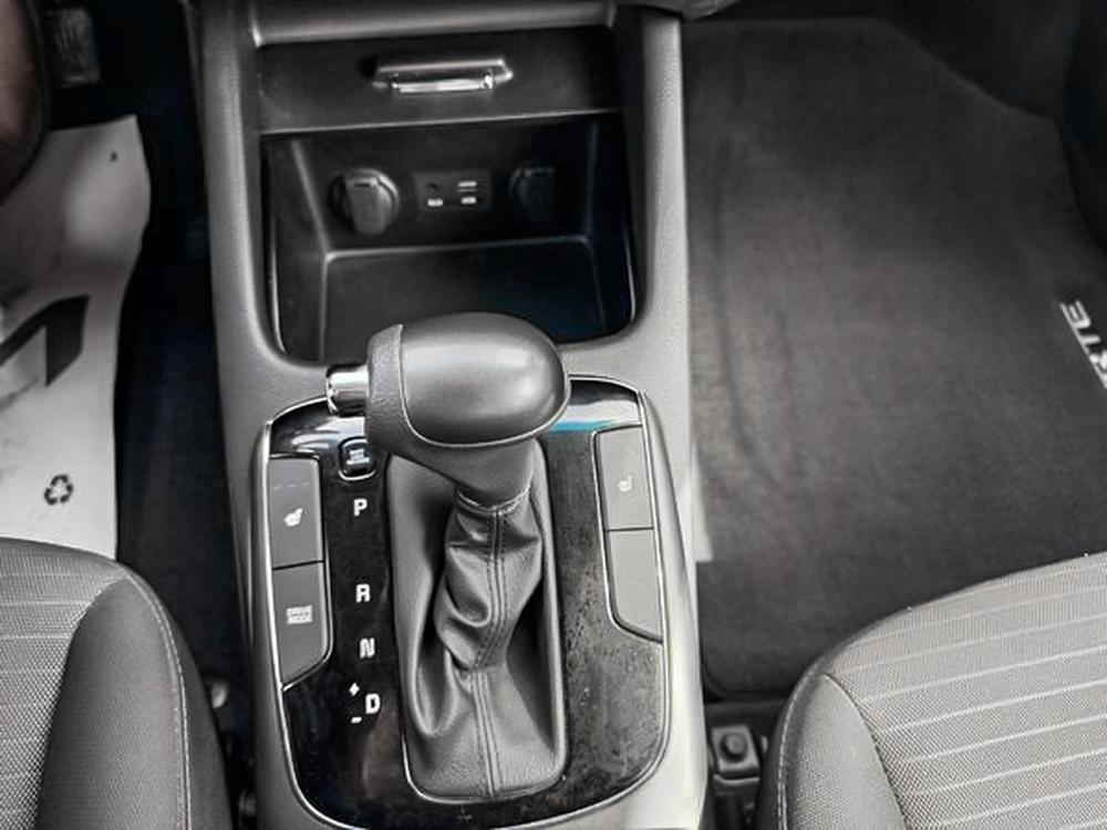 Kia Forte LX+ 2018 d&rsquo;occasion à vendre - 22