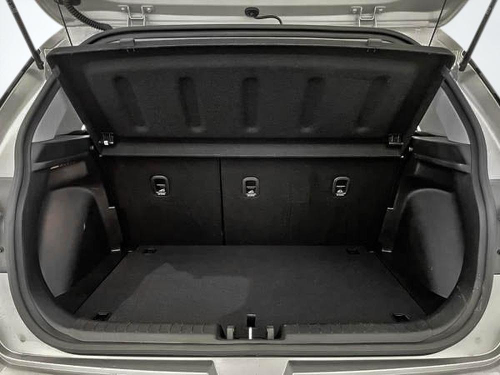 Hyundai Venue Preferred 2023 d&rsquo;occasion à vendre - 29