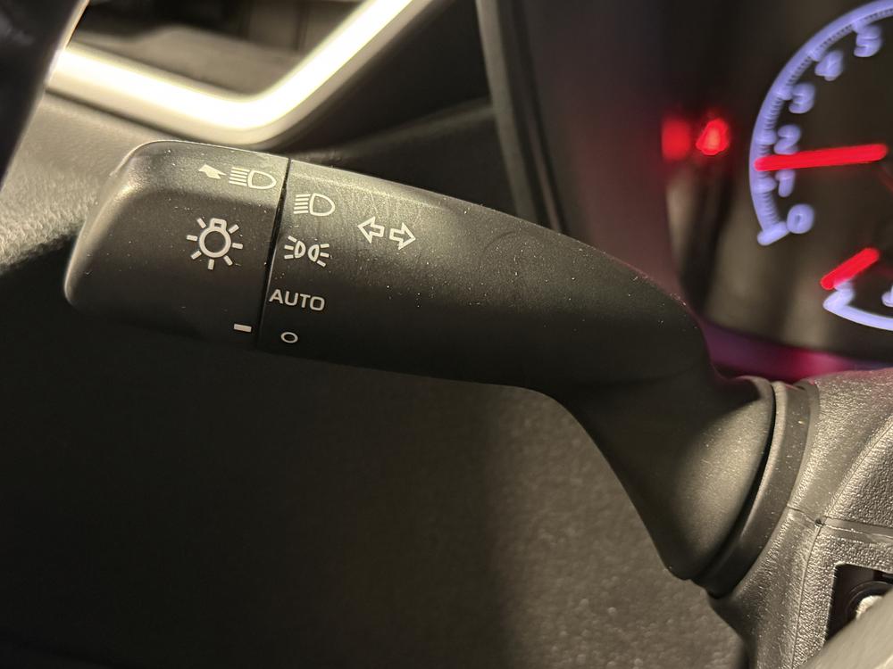 Toyota Corolla SE 2021 d&rsquo;occasion à vendre - 23