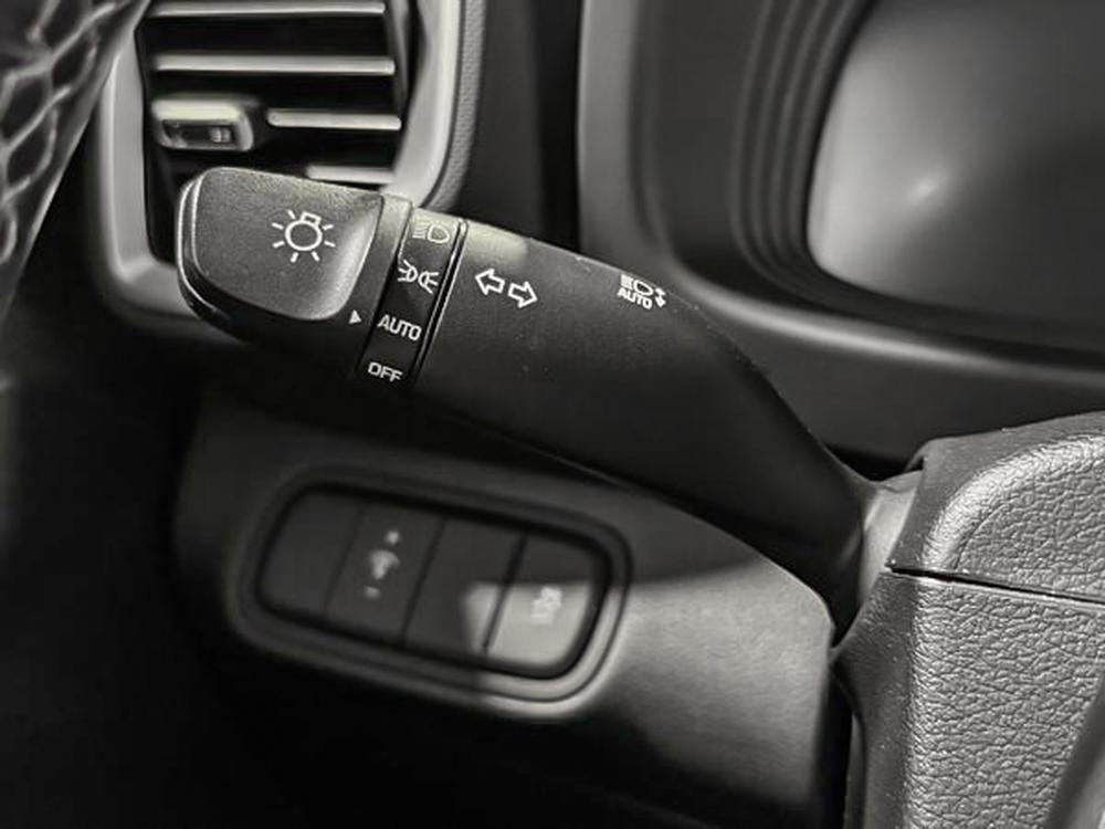 Hyundai Venue Preferred 2024 d&rsquo;occasion à vendre - 21