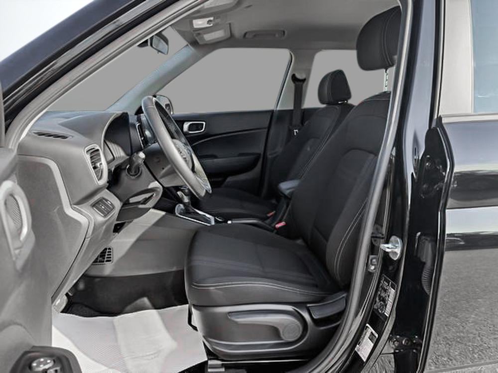 Hyundai Venue Preferred 2023 d&rsquo;occasion à vendre - 13