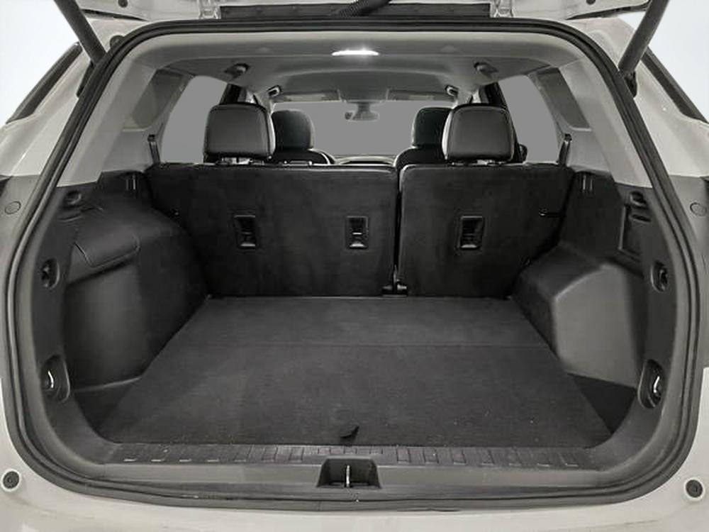 GMC Terrain AT4 AWD 2022 d&rsquo;occasion à vendre - 33