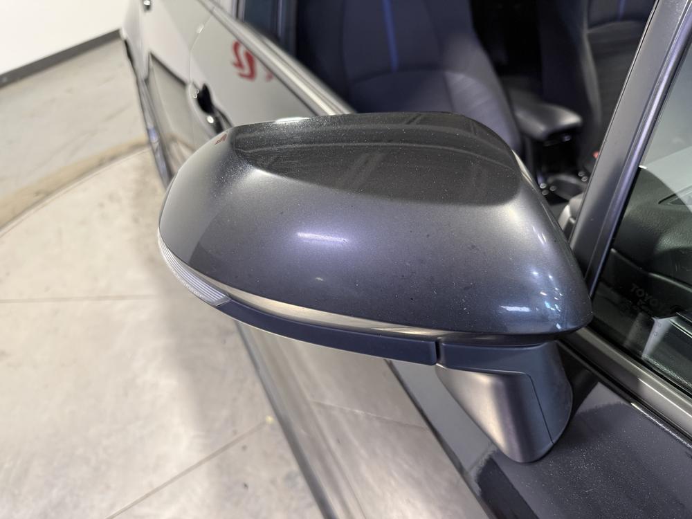 Toyota Corolla SE 2021 d&rsquo;occasion à vendre - 12