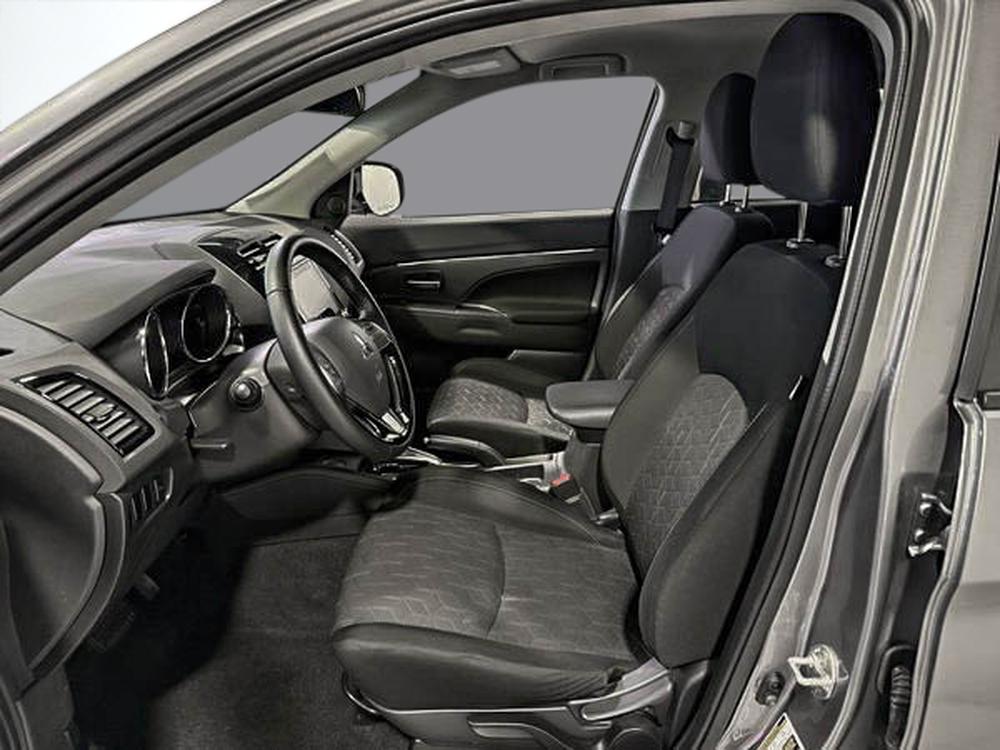 Mitsubishi RVR ES 2023 d&rsquo;occasion à vendre - 16