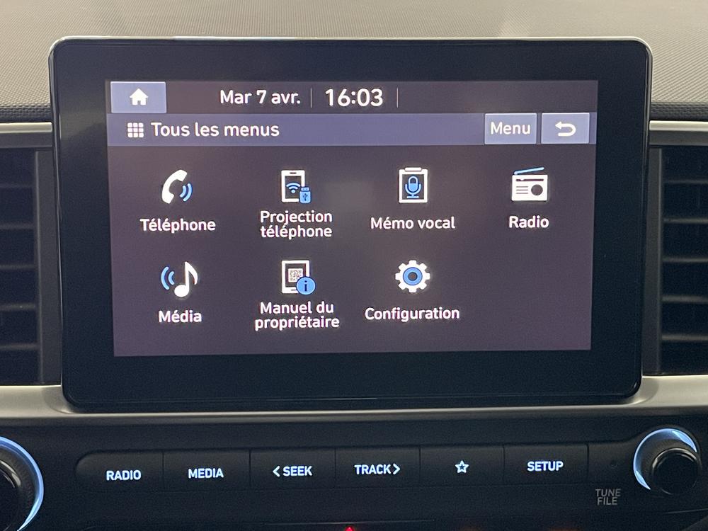 Hyundai Venue PREFERRED TWO TONE 2025 d&rsquo;occasion à vendre - 23