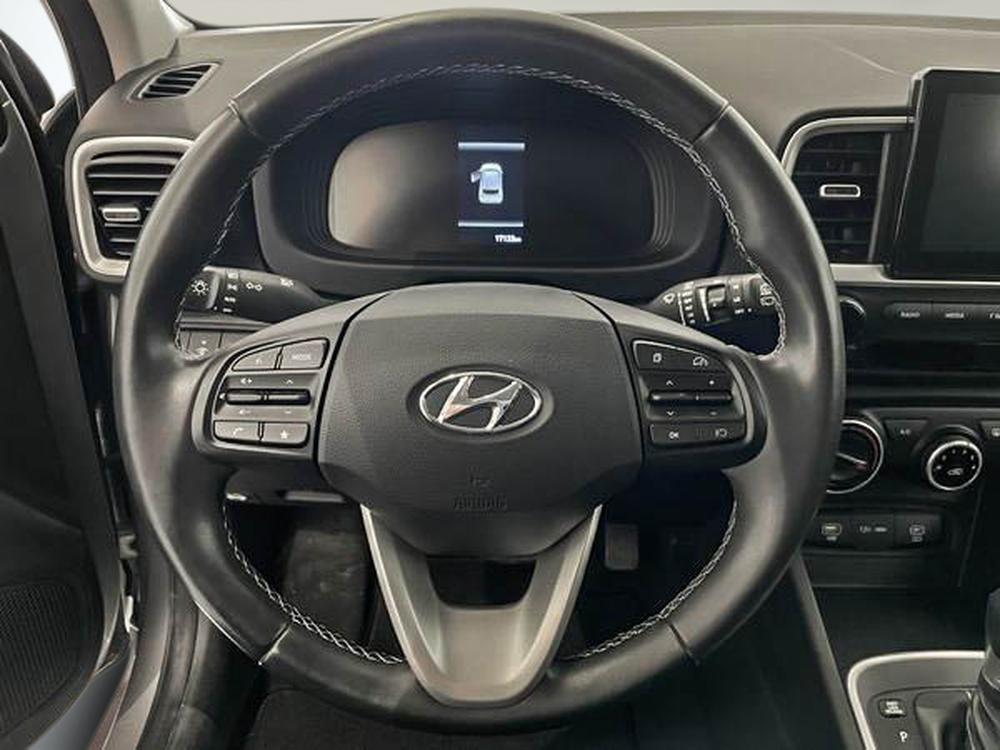 Hyundai Venue Preferred 2023 d&rsquo;occasion à vendre - 14